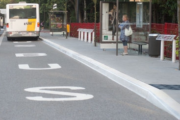 Bordures d'arrêts d'autobus